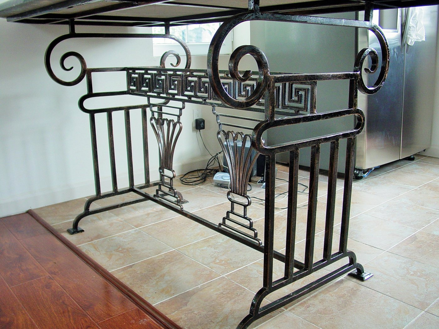 Iron furniture FR 009