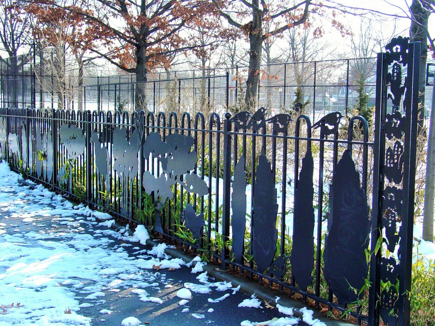 Iron picket fence FN 018