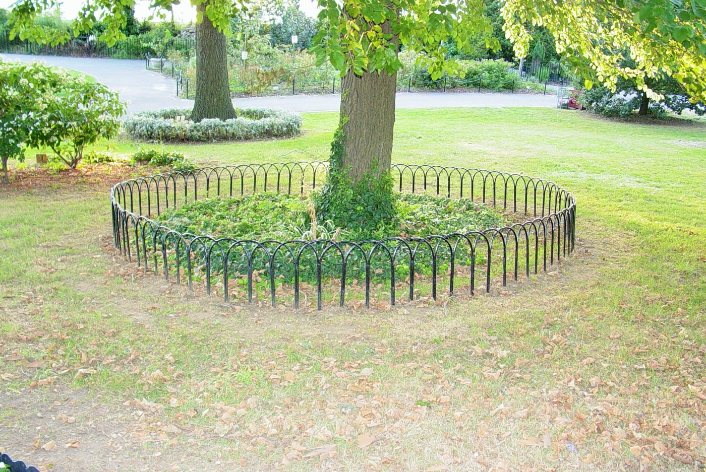 Iron picket fence FN 037