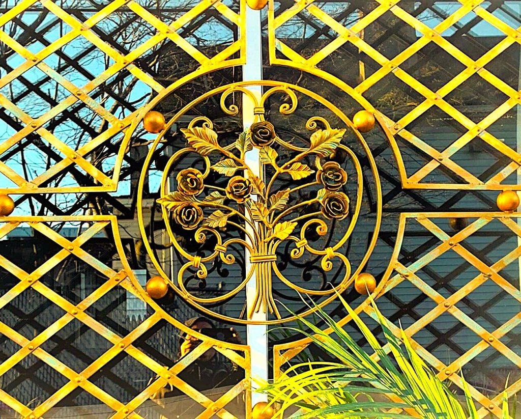 Lattice design window grille, New York