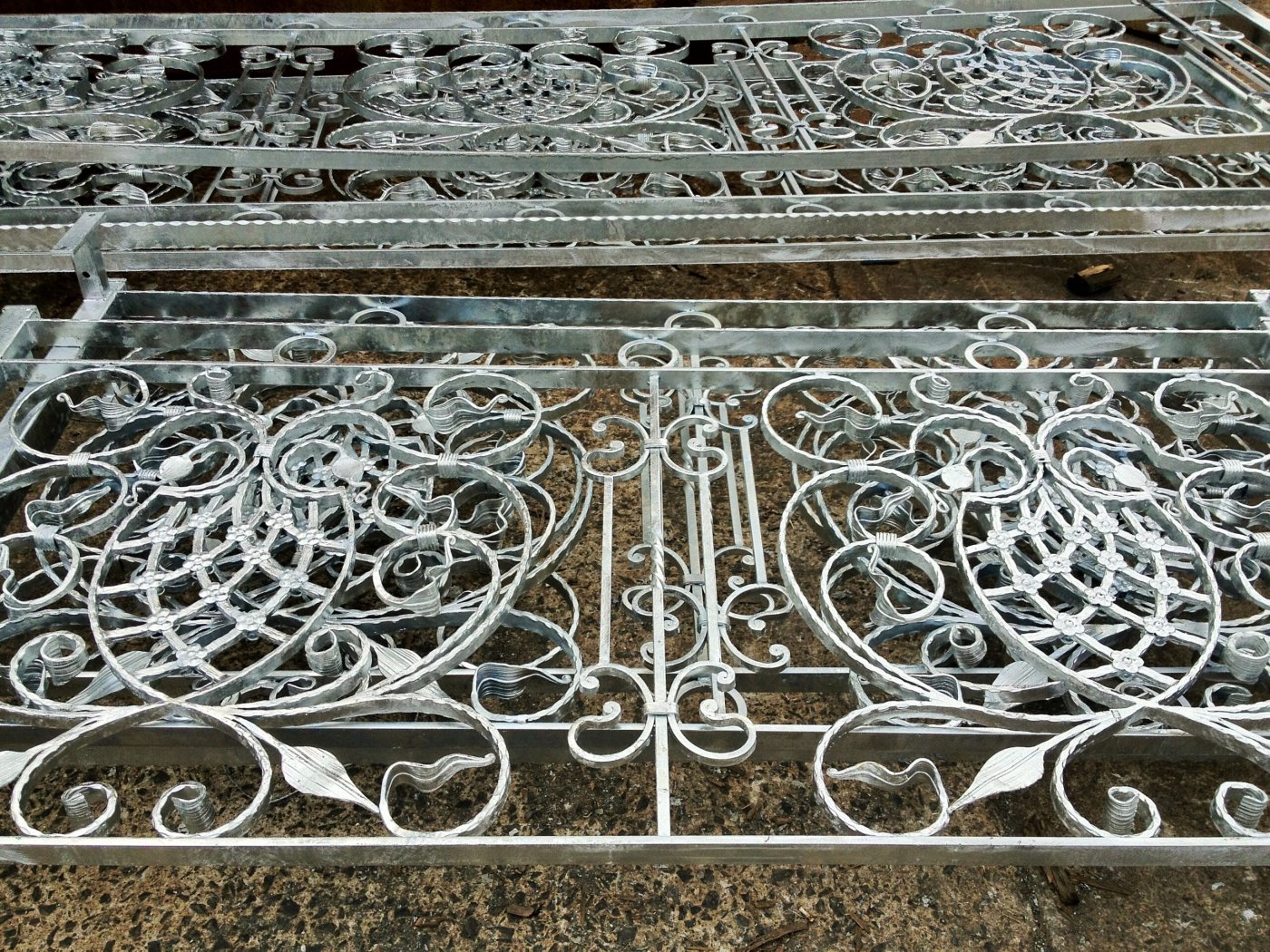 Wrought iron miccellennauus MC 003