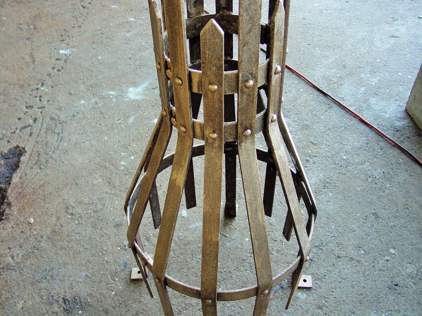 Wrought iron miccellennauus MC 011