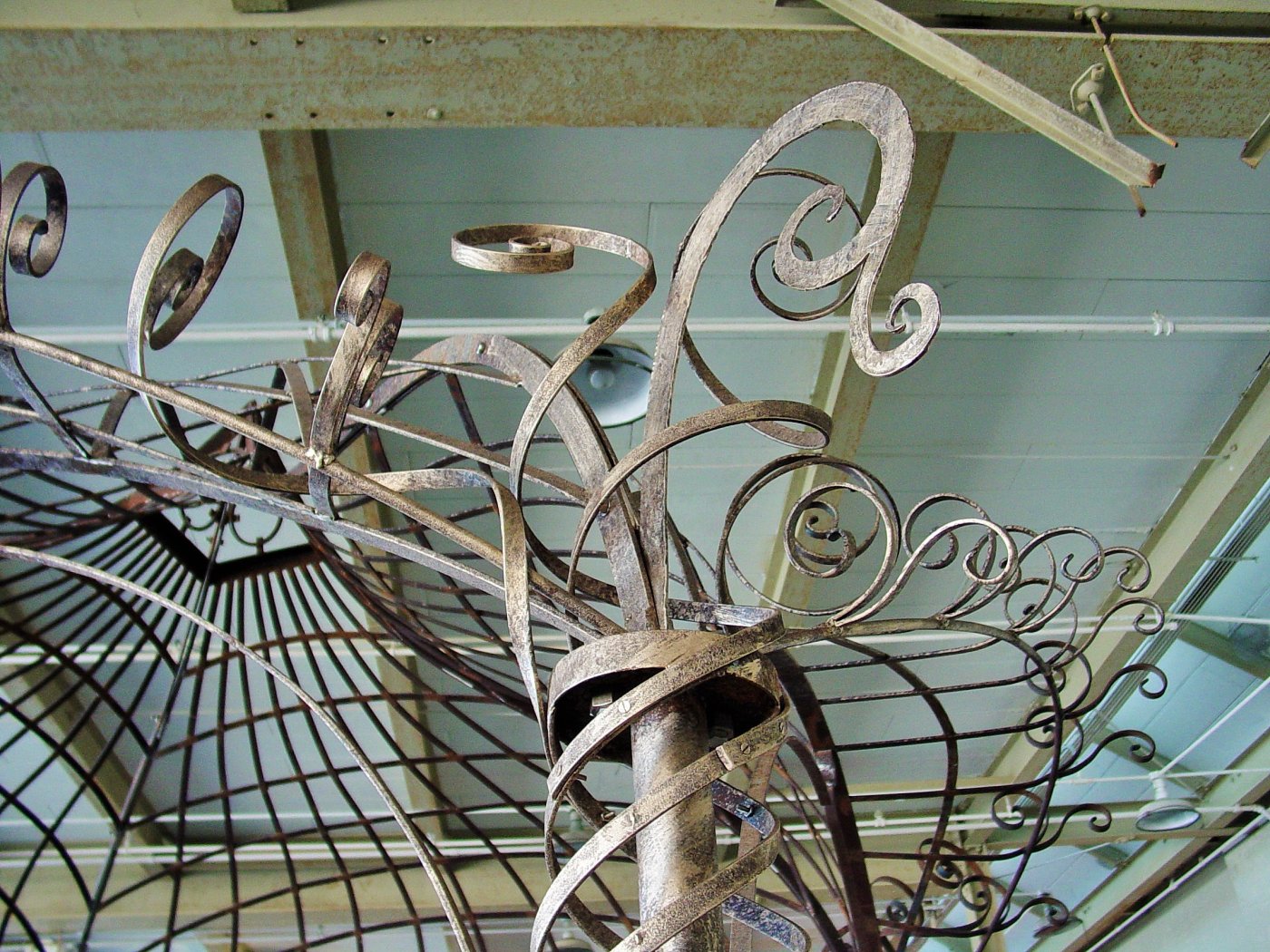Wrought iron miccellennauus MC 016