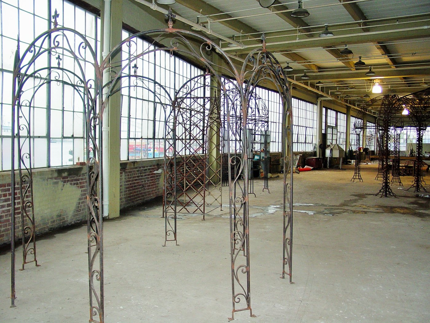 Wrought iron miccellennauus MC 020