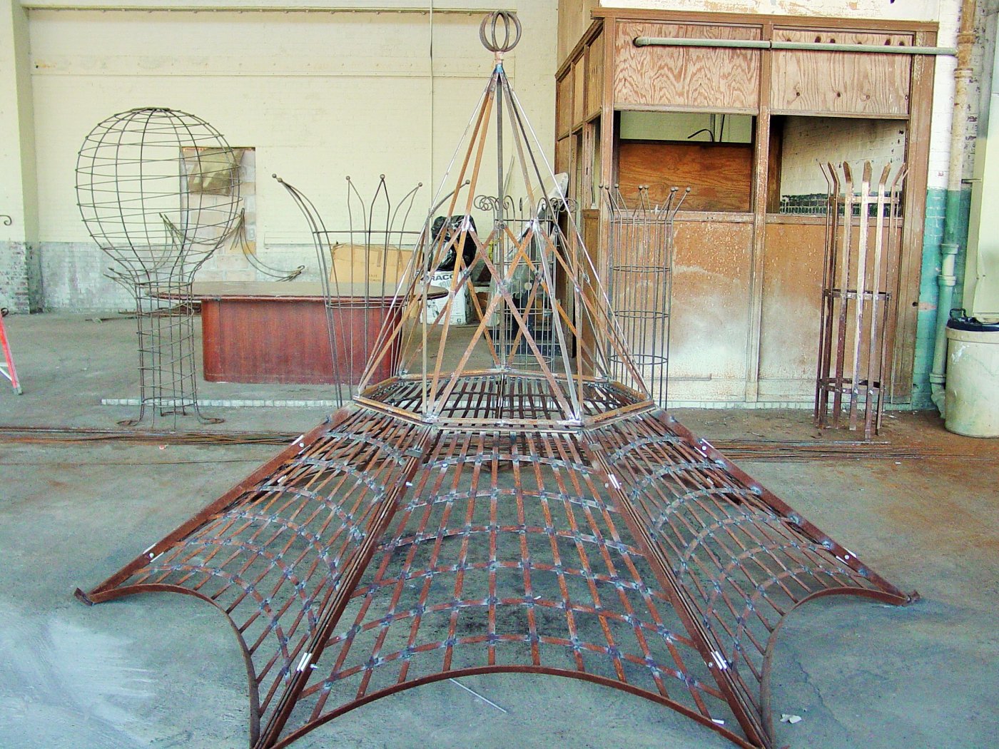 Wrought iron miccellennauus MC 023