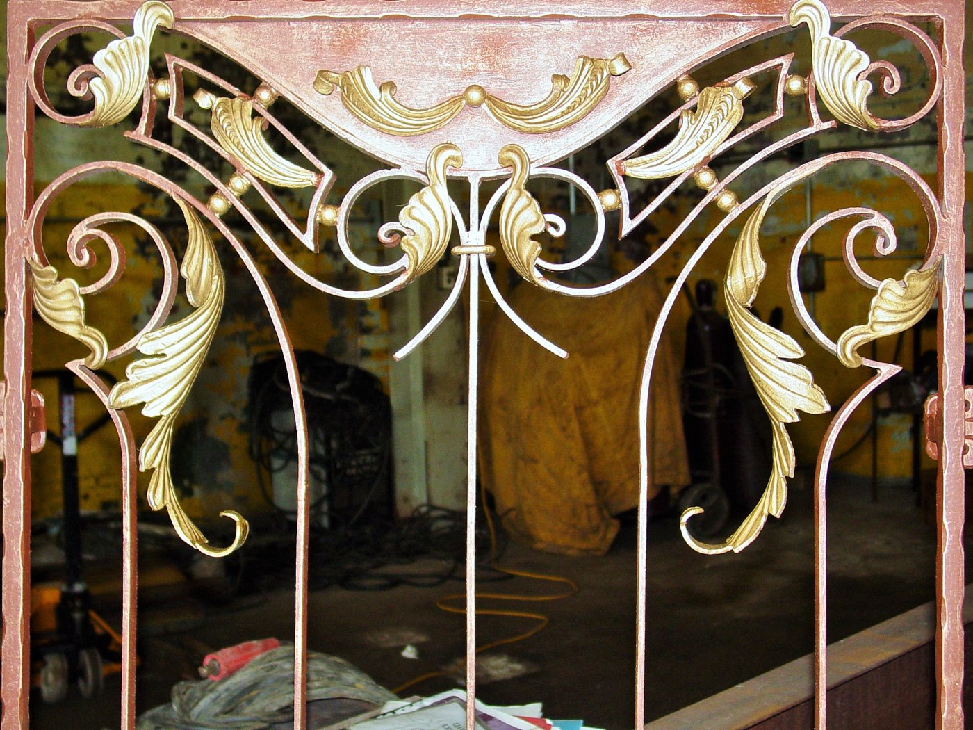 Wrought iron miccellennauus MC 053